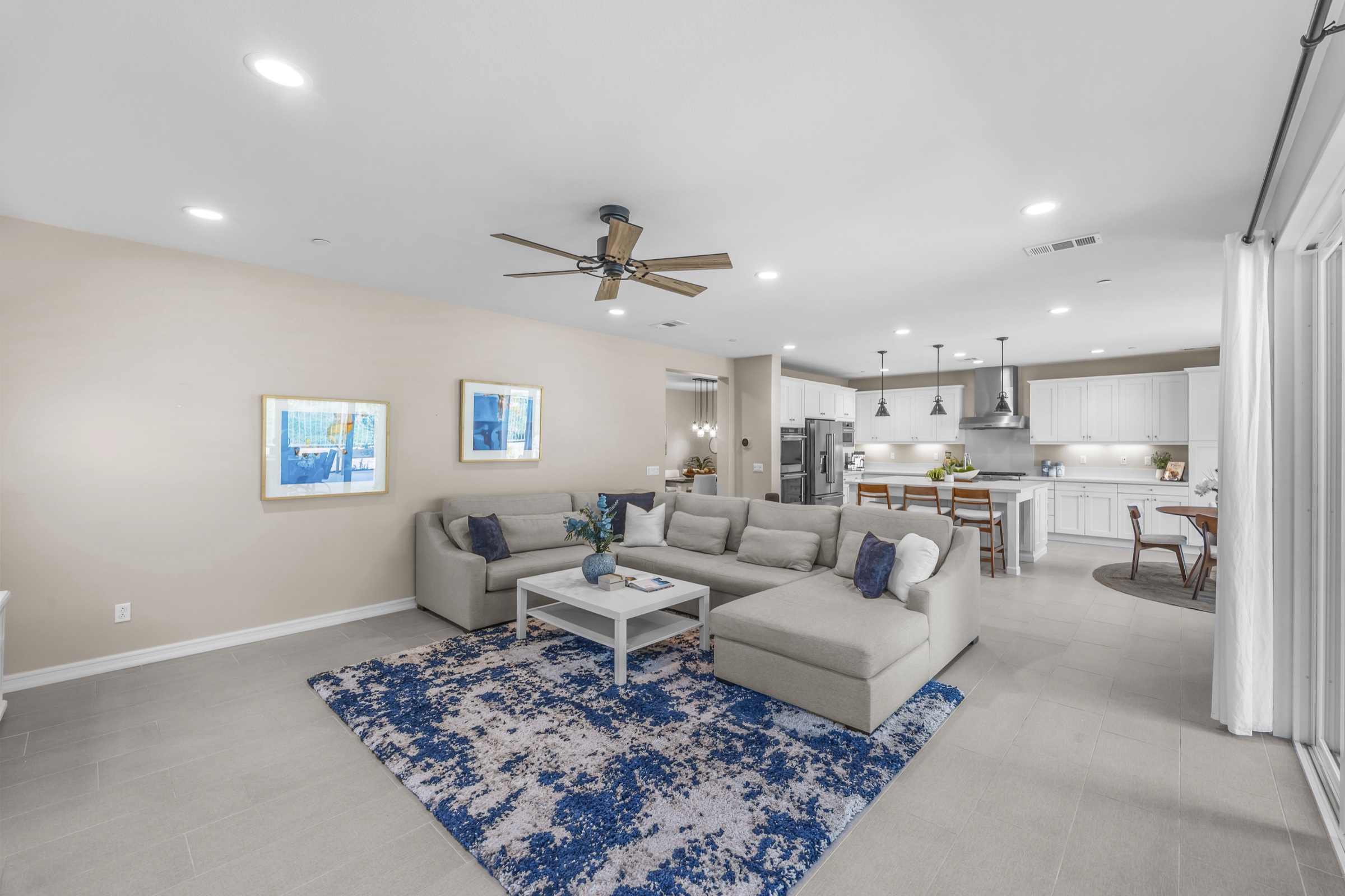 18 Baliza Road — Interior