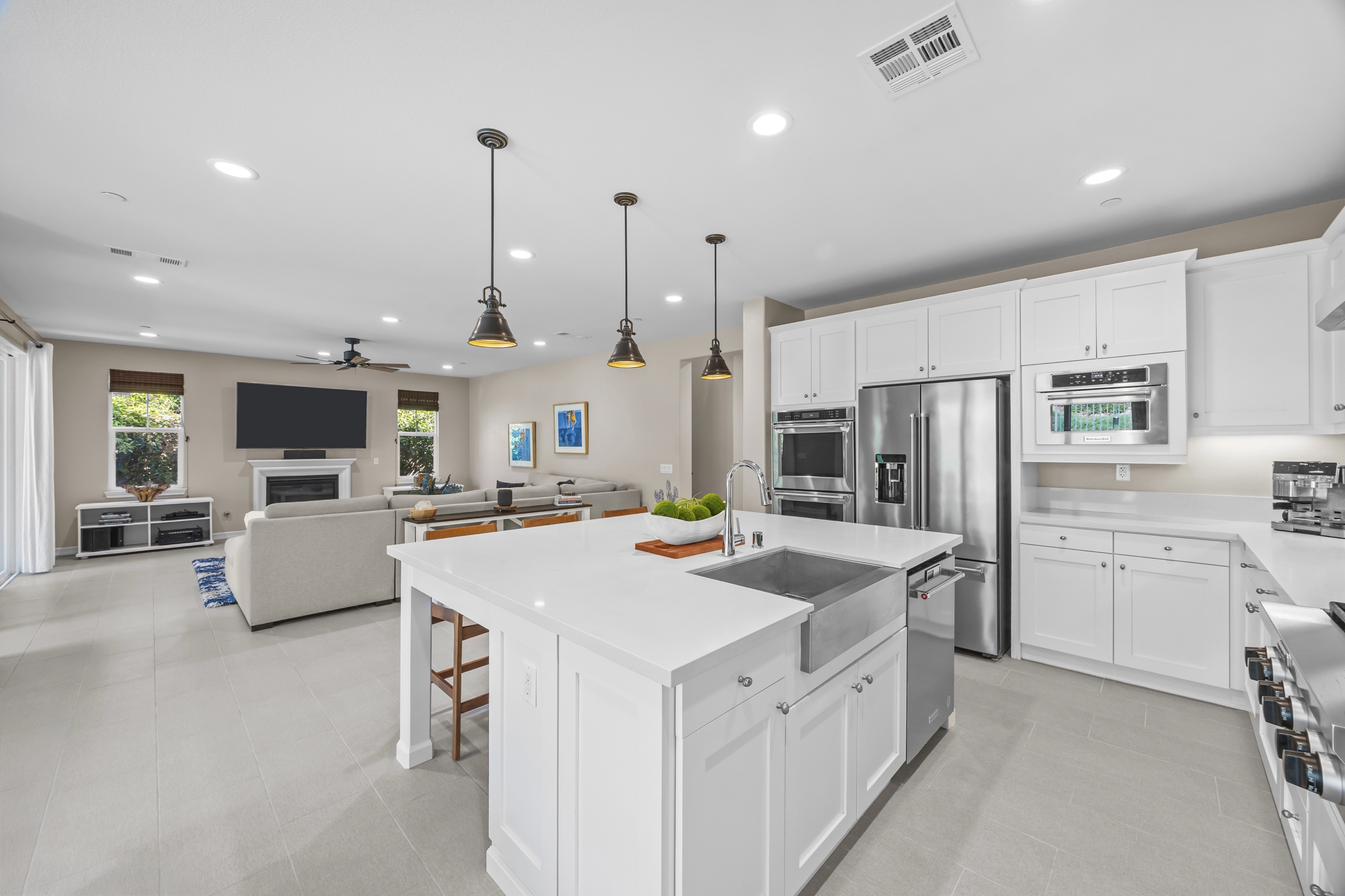 18 Baliza Road — Interior