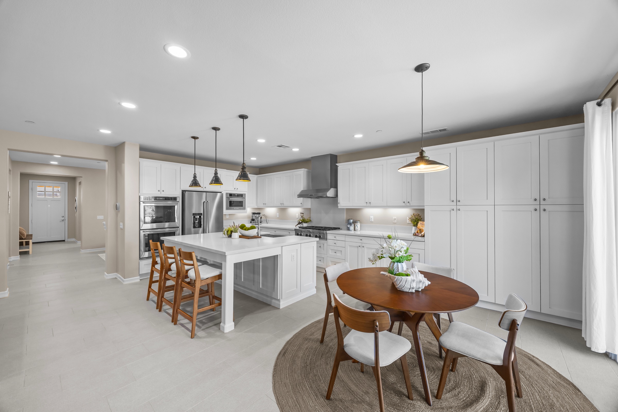 18 Baliza Road — Interior