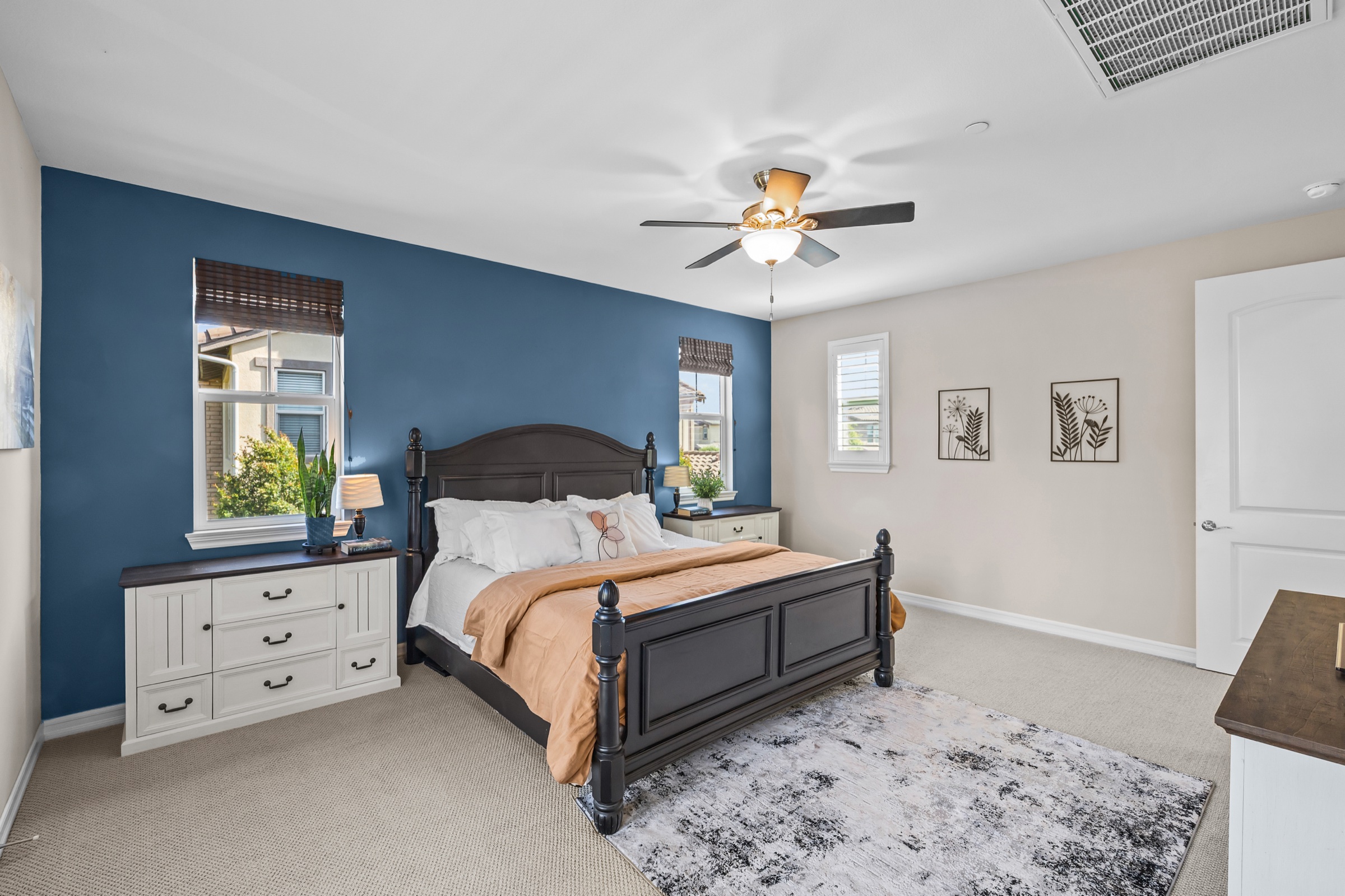 18 Baliza Road — Interior
