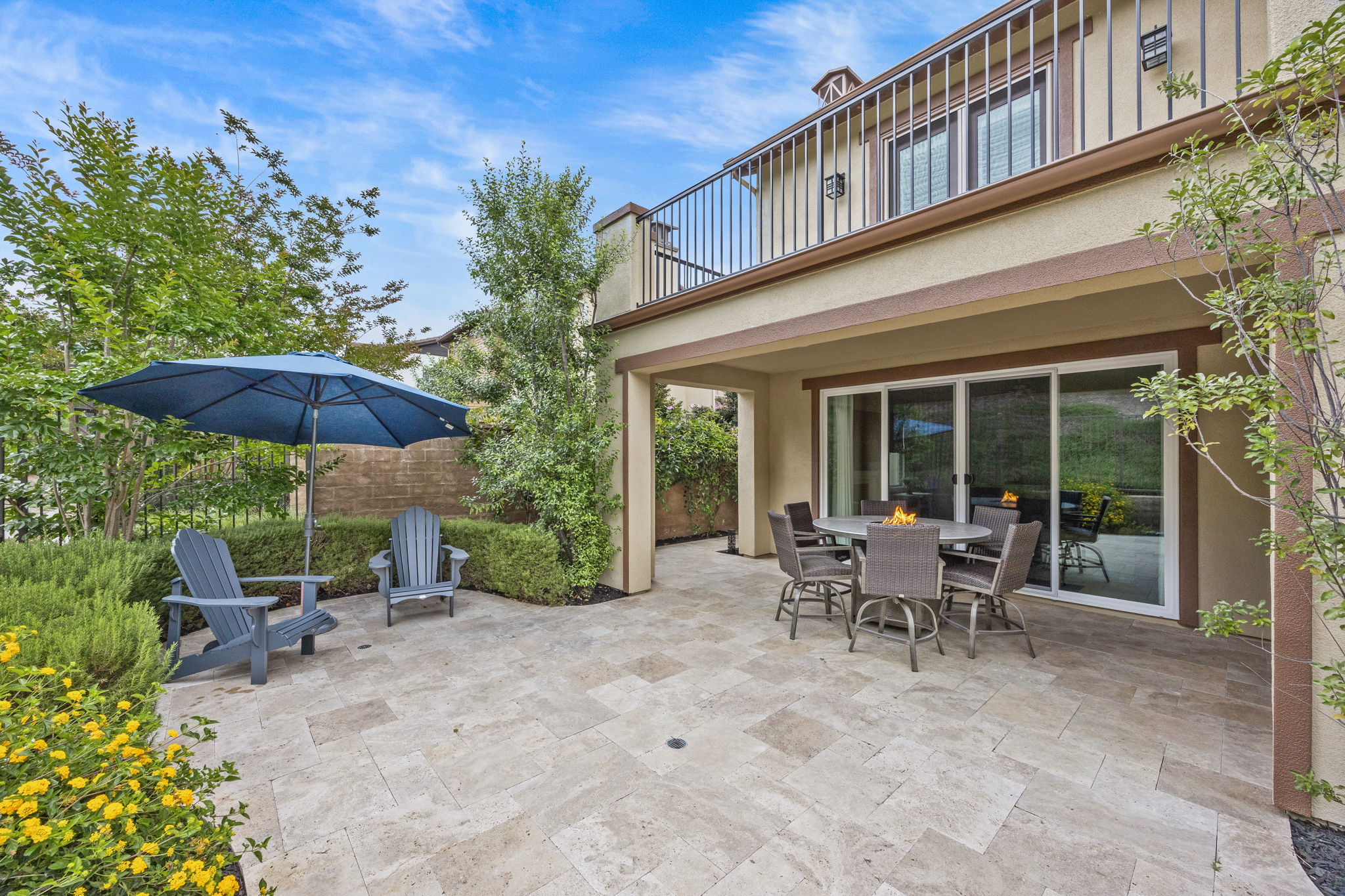 18 Baliza Road — Exterior